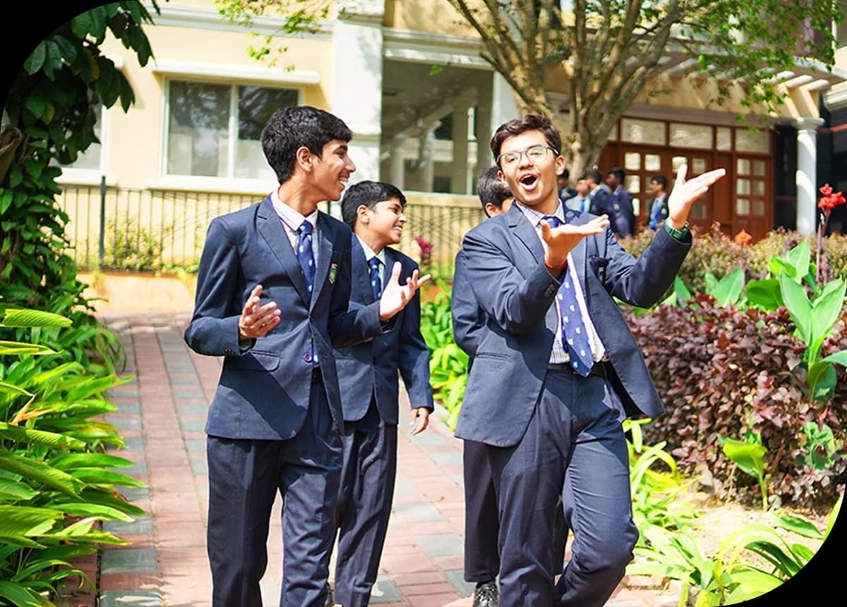 Sarala Birla Academy students walking and talking